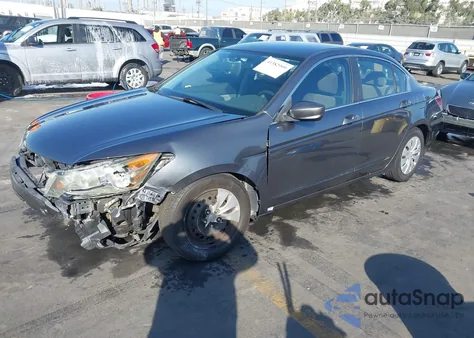 2010 Honda Accord 2.4 Lx z USA, uszkodzony, nr VIN 1HGCP2F37AA090489